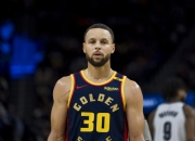 黄蜂，迎来胜利，库里！